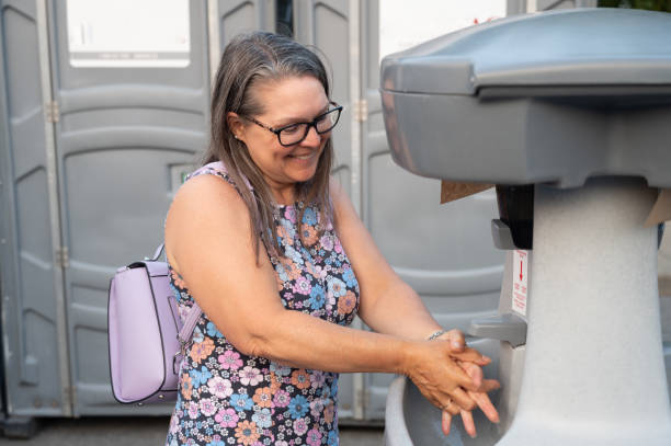 Best Porta potty delivery and setup  in Lake Elsinore, CA